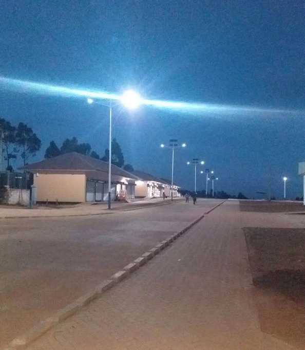 滨州市非洲科特迪瓦太阳能路灯工程